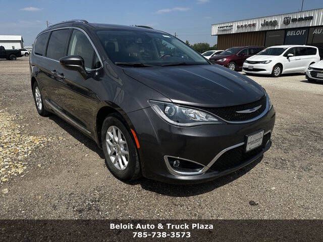 2020 Chrysler Pacifica Touring-L