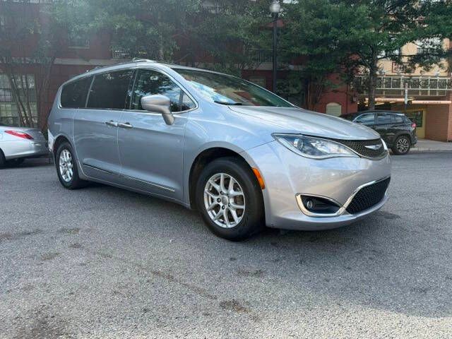 2020 Chrysler Pacifica Touring-L
