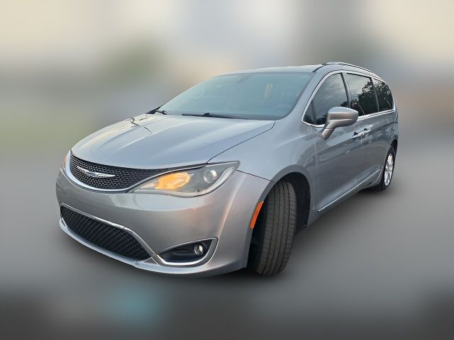 2020 Chrysler Pacifica Touring-L