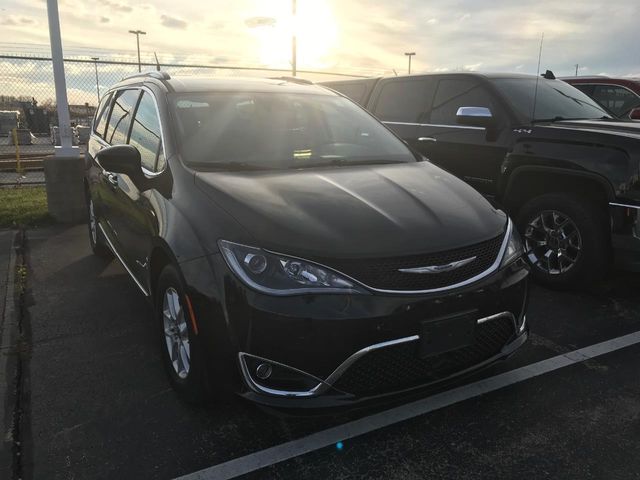 2020 Chrysler Pacifica Touring-L