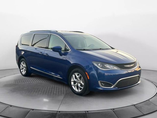 2020 Chrysler Pacifica Touring-L