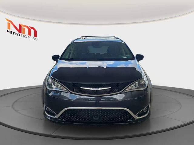 2020 Chrysler Pacifica Touring-L