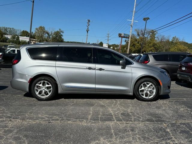 2020 Chrysler Pacifica Touring-L Plus