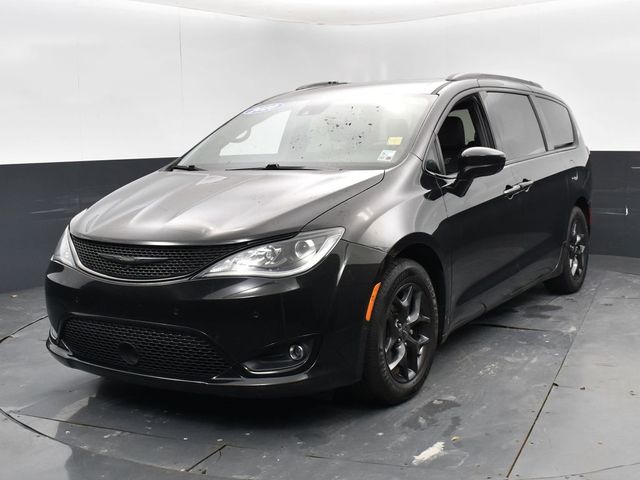 2020 Chrysler Pacifica Touring-L Plus