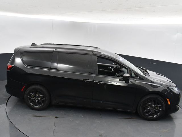 2020 Chrysler Pacifica Touring-L Plus