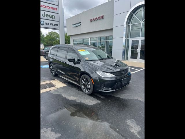 2020 Chrysler Pacifica Touring-L Plus
