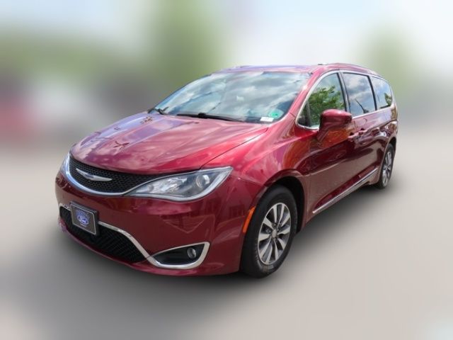 2020 Chrysler Pacifica Touring-L Plus