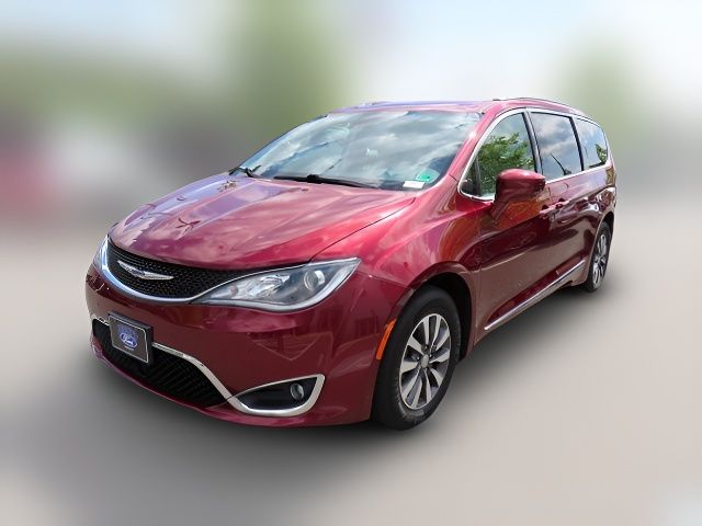 2020 Chrysler Pacifica Touring-L Plus