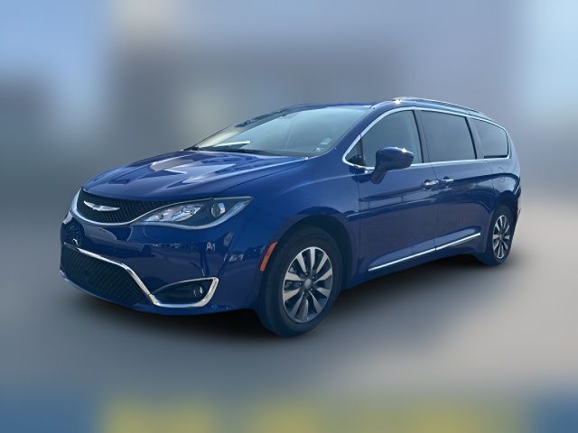 2020 Chrysler Pacifica Touring-L Plus