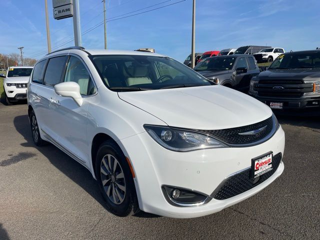 2020 Chrysler Pacifica Touring-L Plus