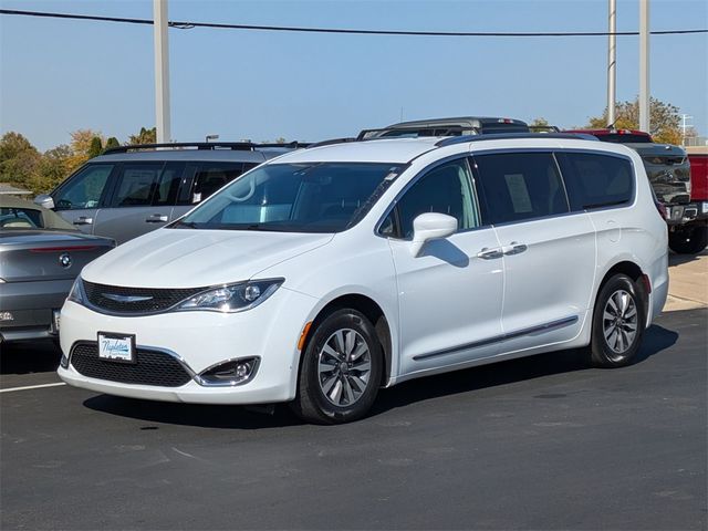 2020 Chrysler Pacifica Touring-L Plus