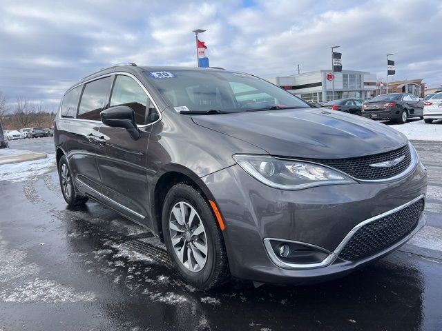 2020 Chrysler Pacifica Touring-L Plus