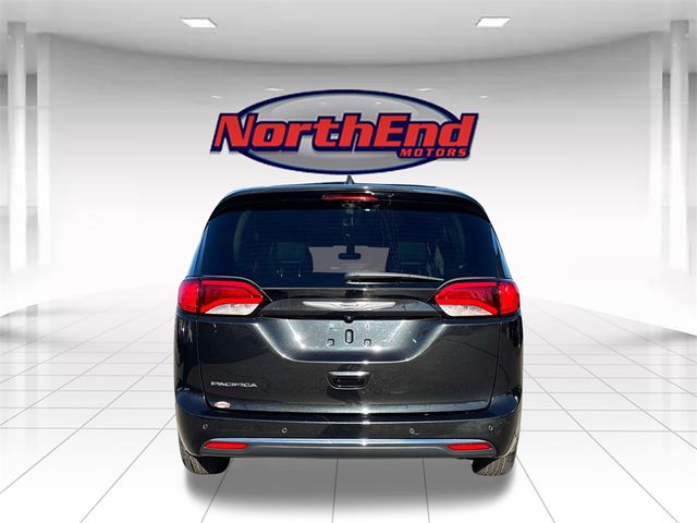 2020 Chrysler Pacifica Touring-L Plus