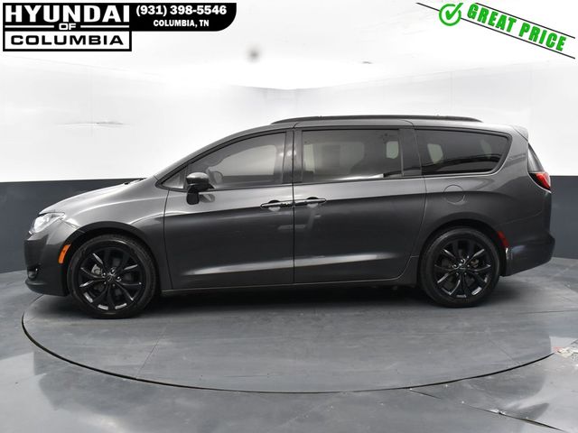 2020 Chrysler Pacifica Touring-L Plus