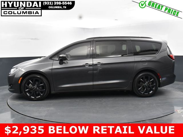 2020 Chrysler Pacifica Touring-L Plus