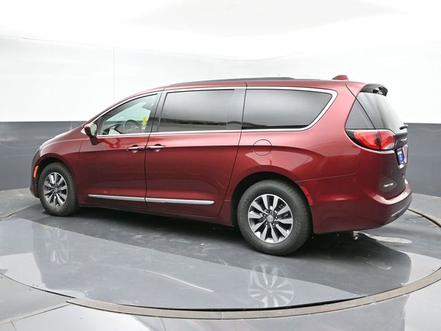 2020 Chrysler Pacifica Touring-L Plus