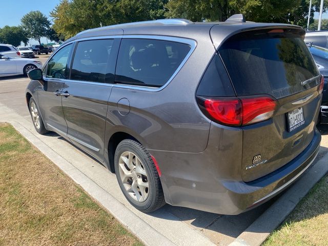 2020 Chrysler Pacifica Touring-L Plus