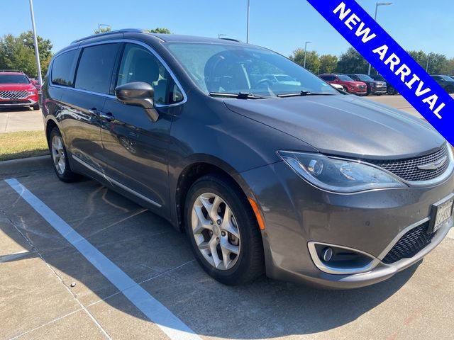 2020 Chrysler Pacifica Touring-L Plus