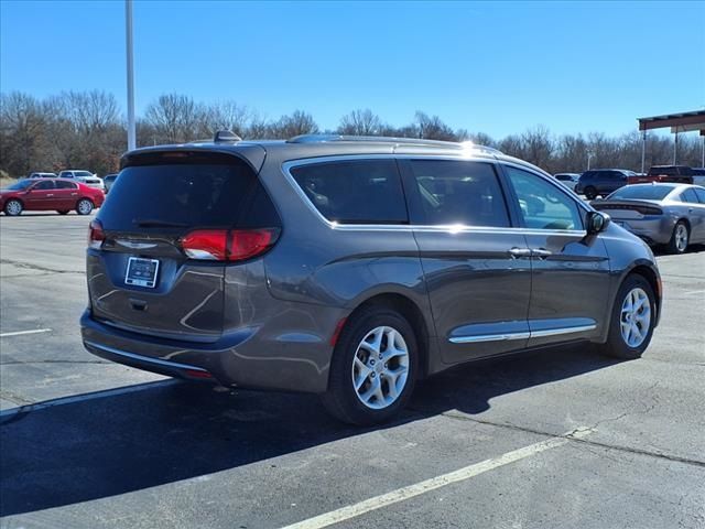 2020 Chrysler Pacifica Touring-L Plus