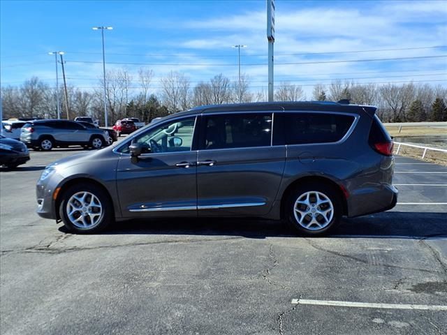 2020 Chrysler Pacifica Touring-L Plus