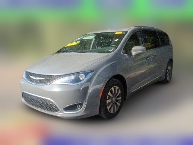 2020 Chrysler Pacifica Touring-L Plus