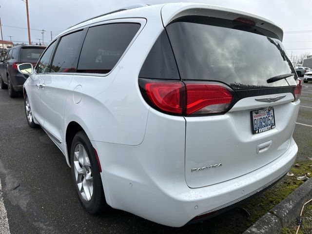 2020 Chrysler Pacifica Touring-L Plus