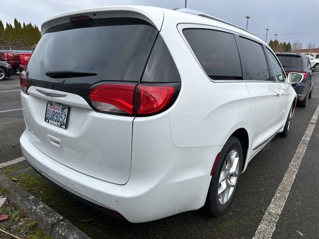 2020 Chrysler Pacifica Touring-L Plus