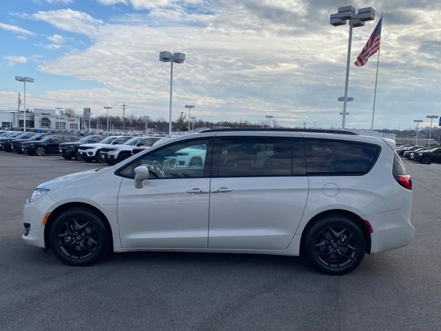 2020 Chrysler Pacifica Touring-L Plus