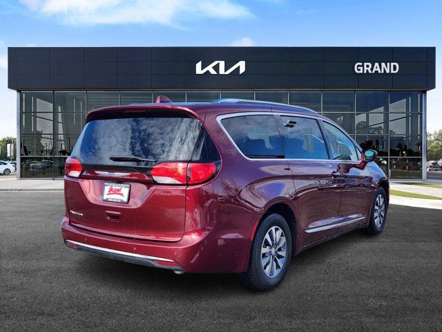 2020 Chrysler Pacifica Touring-L Plus