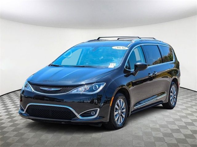 2020 Chrysler Pacifica Touring-L Plus