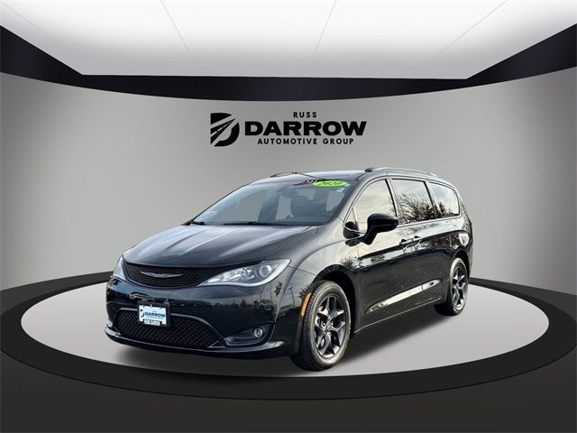 2020 Chrysler Pacifica Touring-L Plus