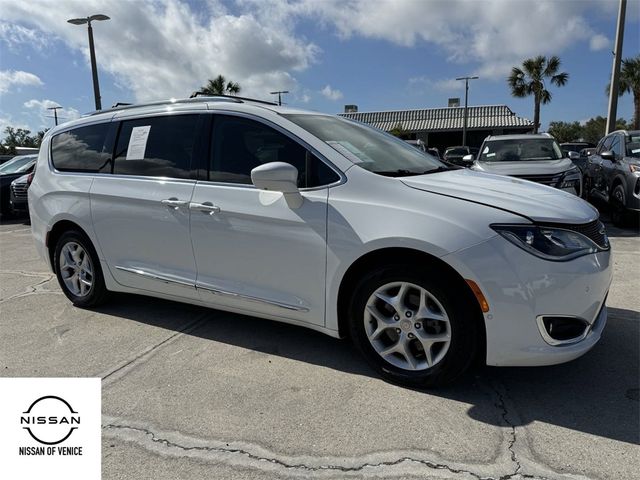 2020 Chrysler Pacifica Touring-L Plus