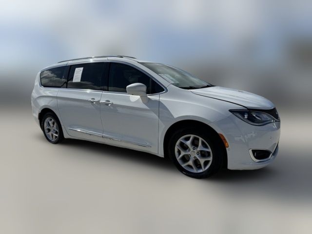 2020 Chrysler Pacifica Touring-L Plus