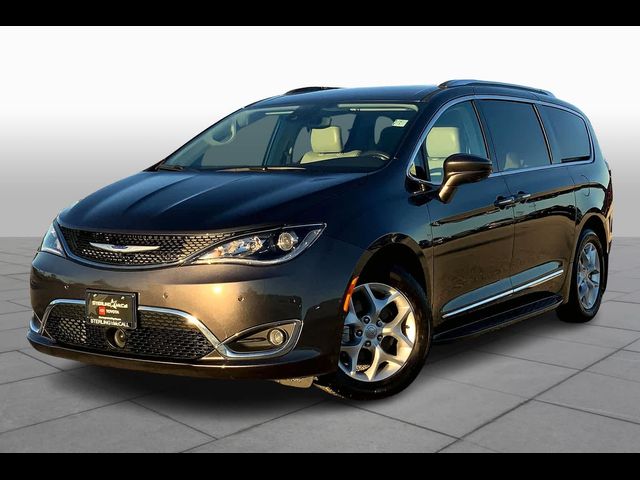 2020 Chrysler Pacifica Touring-L Plus