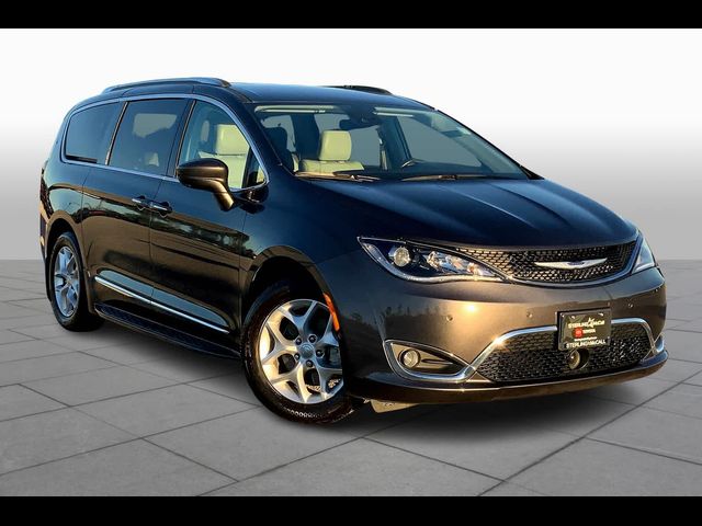 2020 Chrysler Pacifica Touring-L Plus