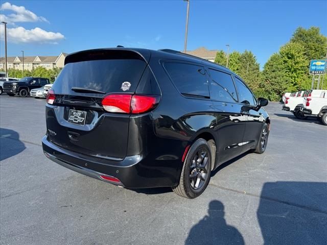 2020 Chrysler Pacifica Touring-L Plus