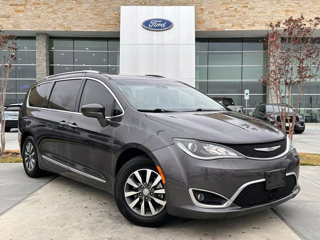 2020 Chrysler Pacifica Touring-L Plus