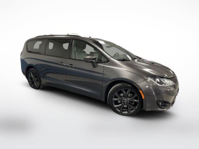 2020 Chrysler Pacifica Touring-L Plus 35th Anniversary