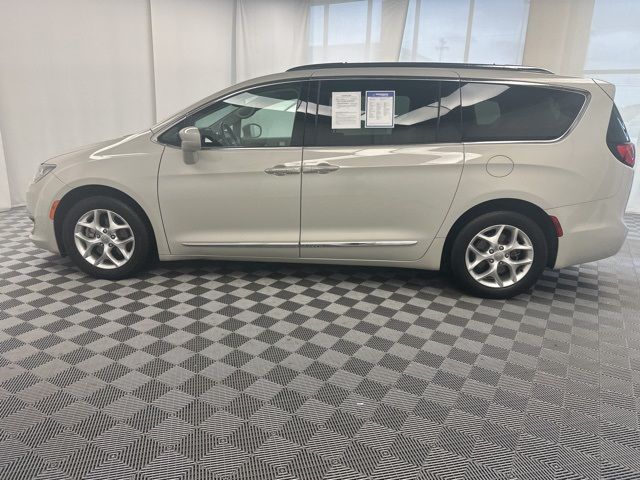 2020 Chrysler Pacifica Touring-L Plus