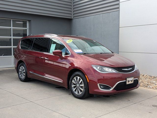 2020 Chrysler Pacifica Touring-L Plus