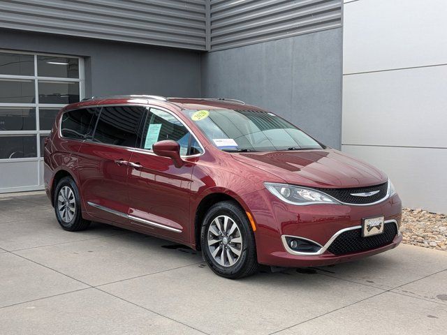 2020 Chrysler Pacifica Touring-L Plus