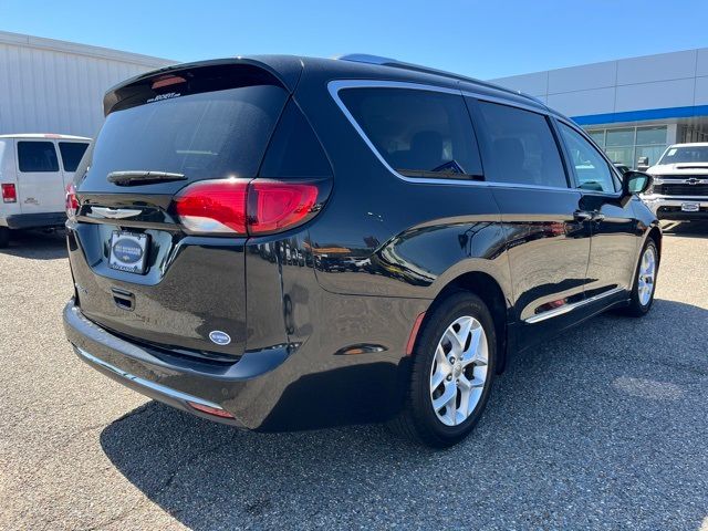 2020 Chrysler Pacifica Touring-L Plus