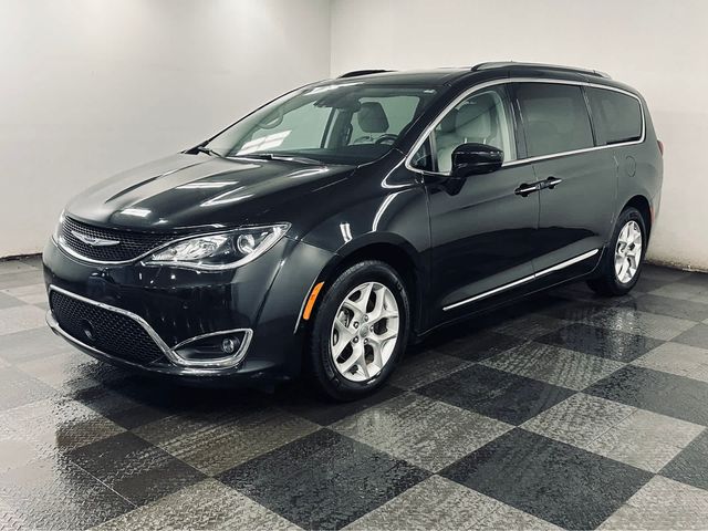 2020 Chrysler Pacifica Touring-L Plus