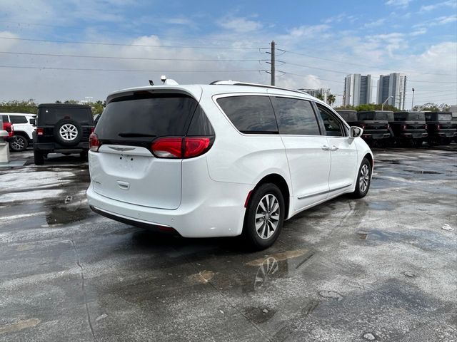 2020 Chrysler Pacifica Touring-L Plus