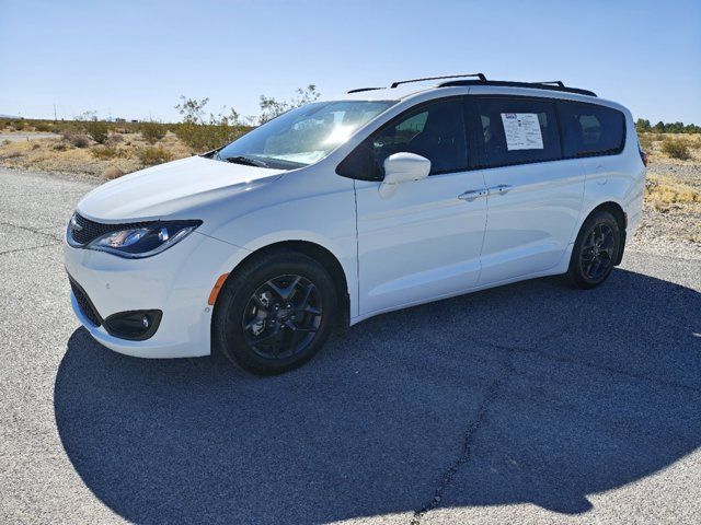 2020 Chrysler Pacifica Touring-L Plus