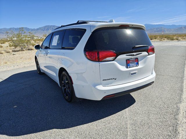 2020 Chrysler Pacifica Touring-L Plus