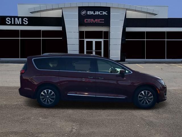 2020 Chrysler Pacifica Touring-L Plus