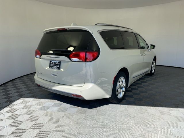 2020 Chrysler Pacifica Touring-L Plus