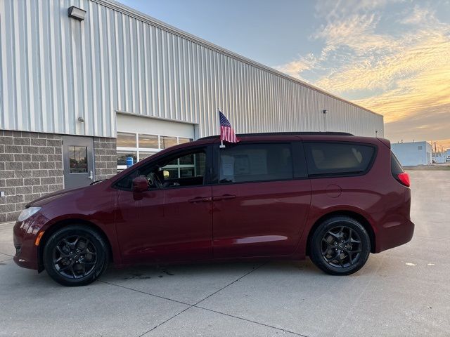 2020 Chrysler Pacifica Touring-L Plus