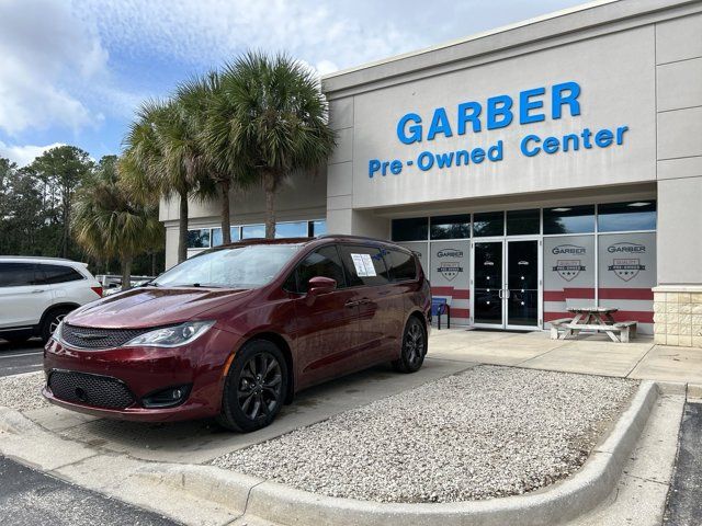 2020 Chrysler Pacifica Touring-L Plus